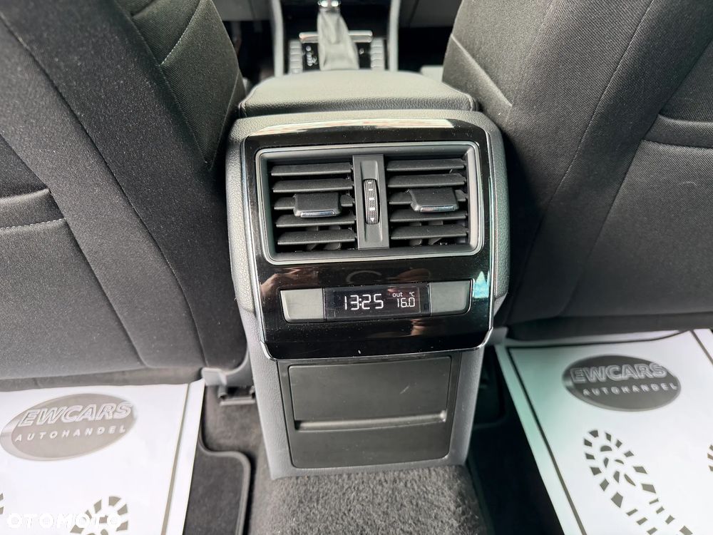Skoda Superb 2.0 TDI DSG Style - 13
