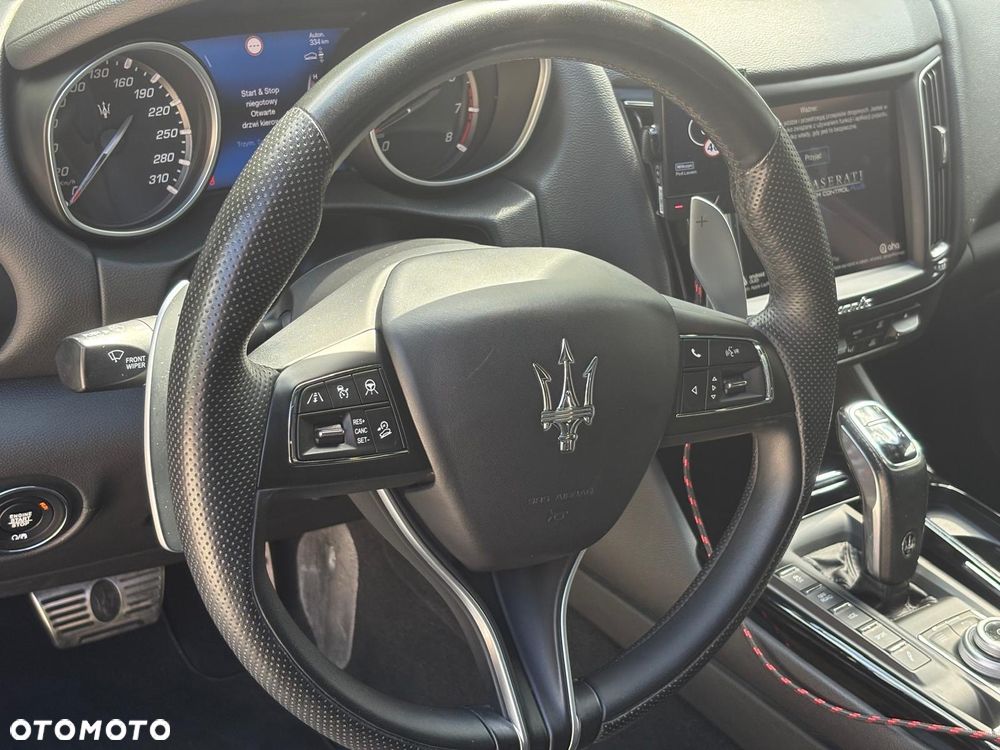 Maserati Levante Q4 GranSport - 9