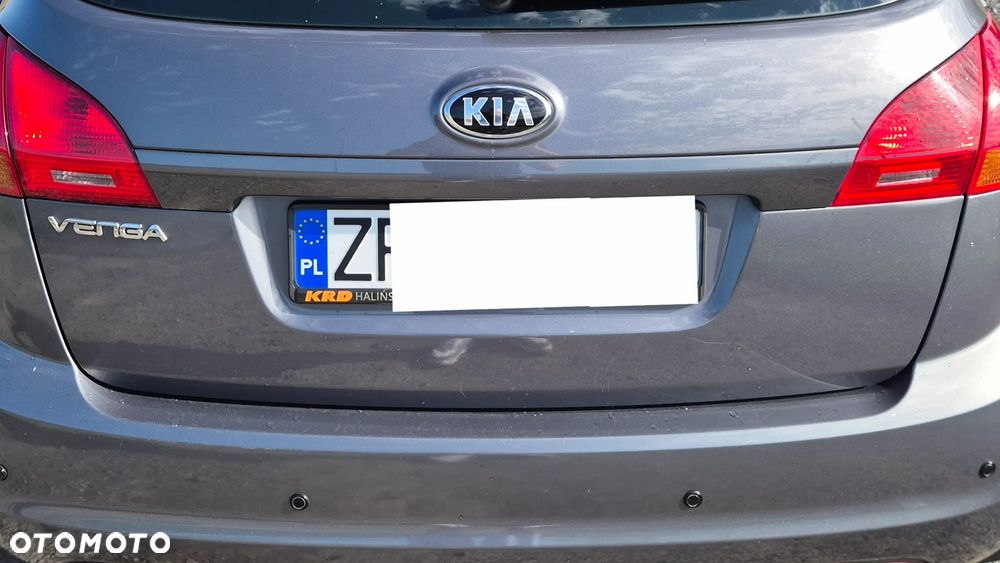 Kia Venga 2010 photo 2