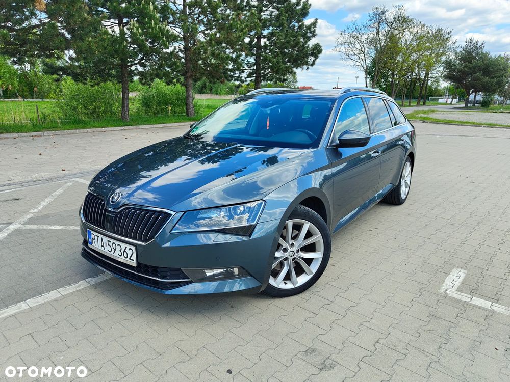Skoda Superb 2.0 TDI DSG Style - 1