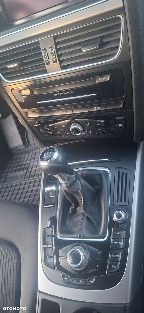 Audi A4 Avant 2.0 TDI DPF Ambiente - 17