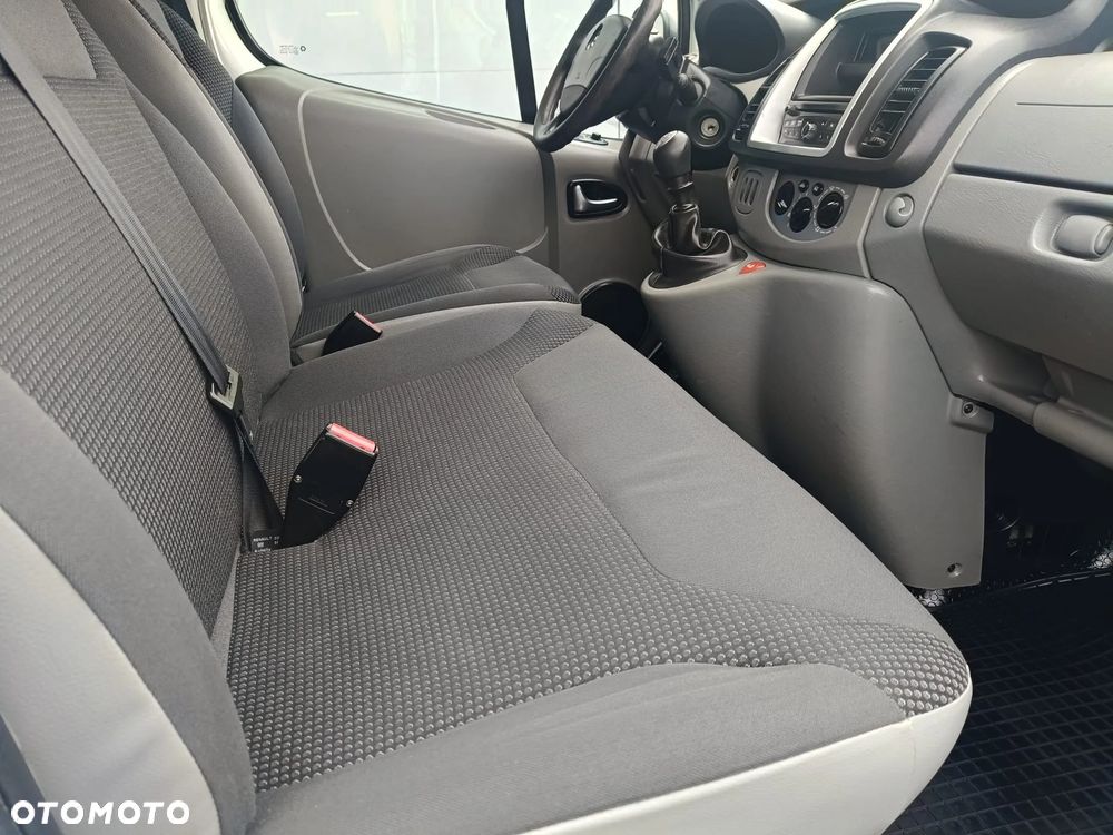 Opel Vivaro - 37