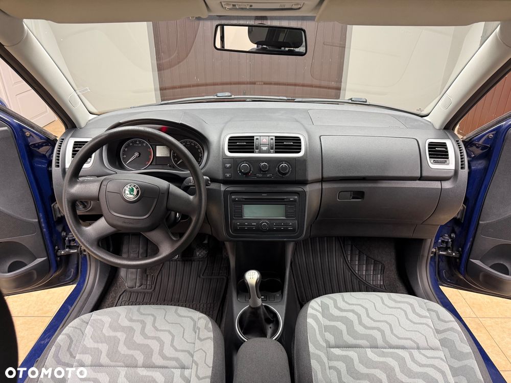 Skoda Roomster 1.4 16V Style PLUS EDITION - 15