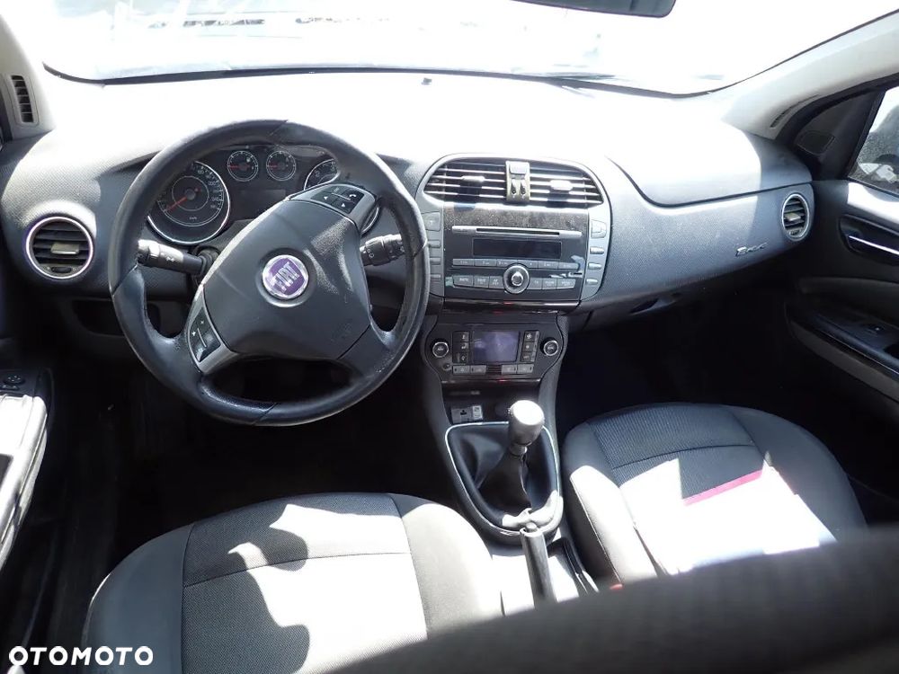 CZĘŚCI - Fiat Bravo II 1,9JTD M-JET 150KM 937A5000 6B 5D LAKIER 284/A 2007r. INDEX - 9405 - 8