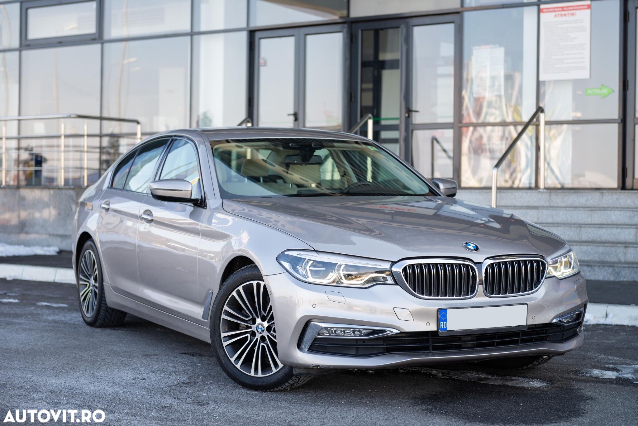 BMW Seria 5 520d xDrive AT - 1