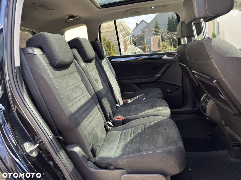 Volkswagen Touran 2.0 TDI BMT Highline DSG - 22