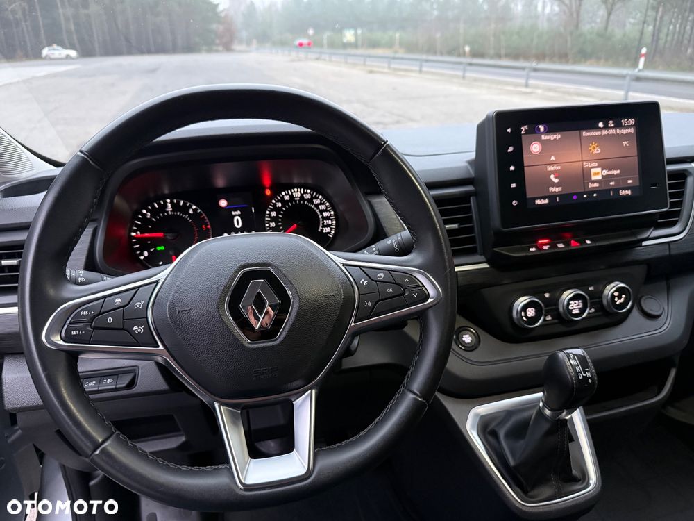 Renault Trafic - 17