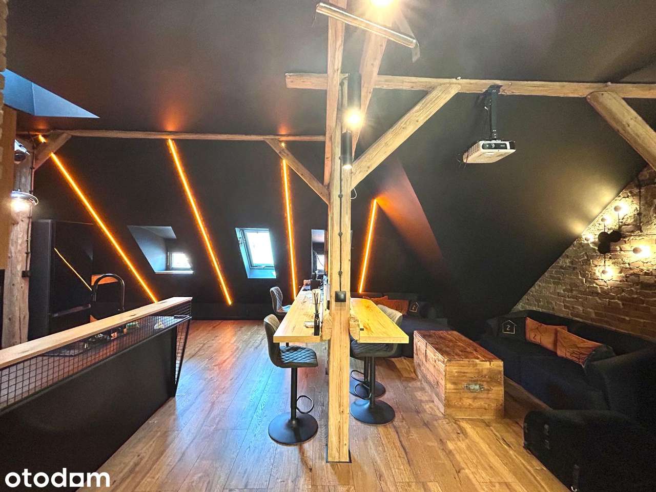 90m2, Katowice, Wyjątkowy Apartament w samym Centrum