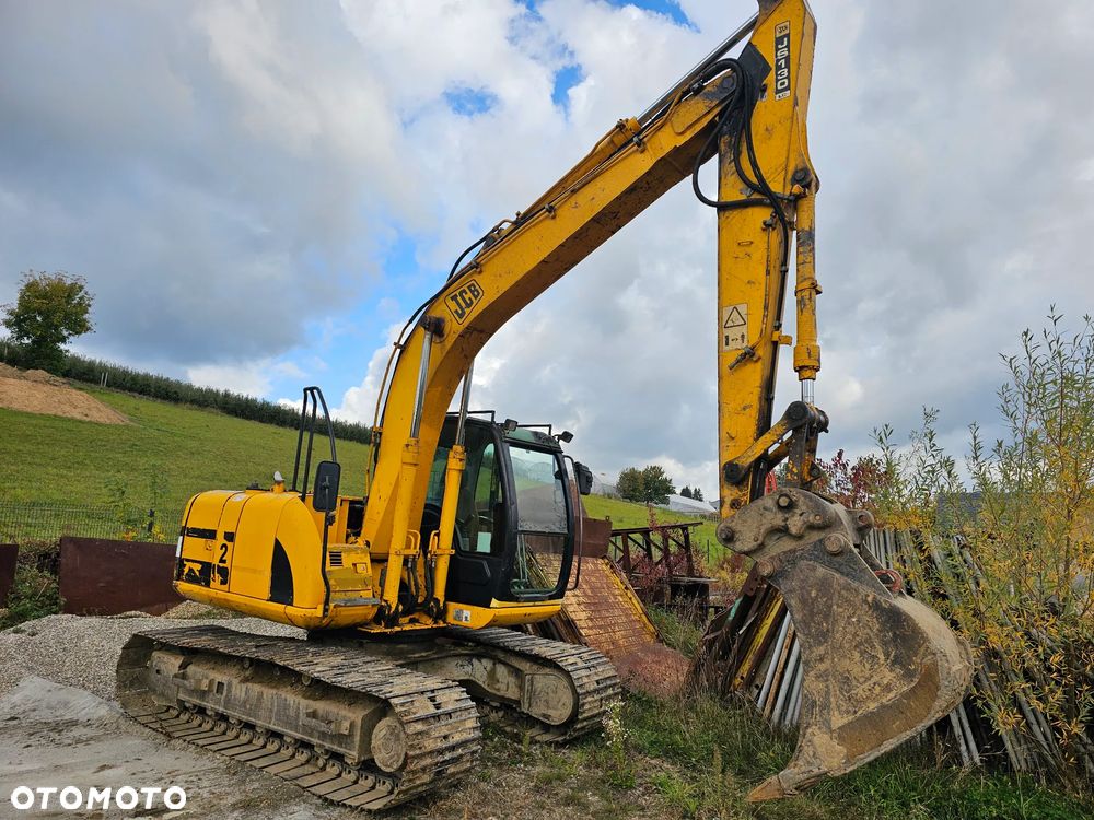 JCB JS 130 - 1
