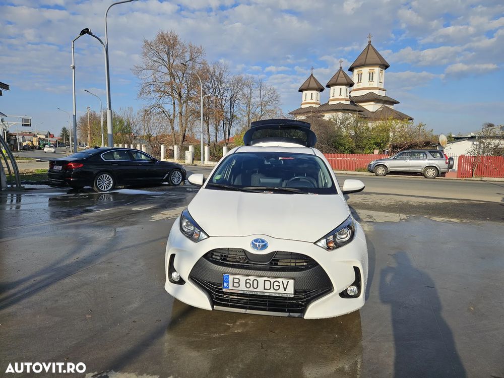 Toyota Yaris 1.5 VVT-i HSD Dynamic - 3