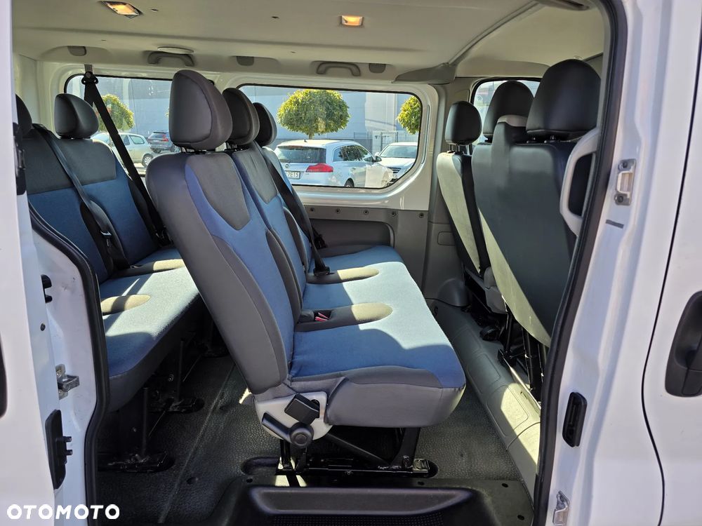Renault Trafic 2.0 dCi 90 Combi L1H1 - 10
