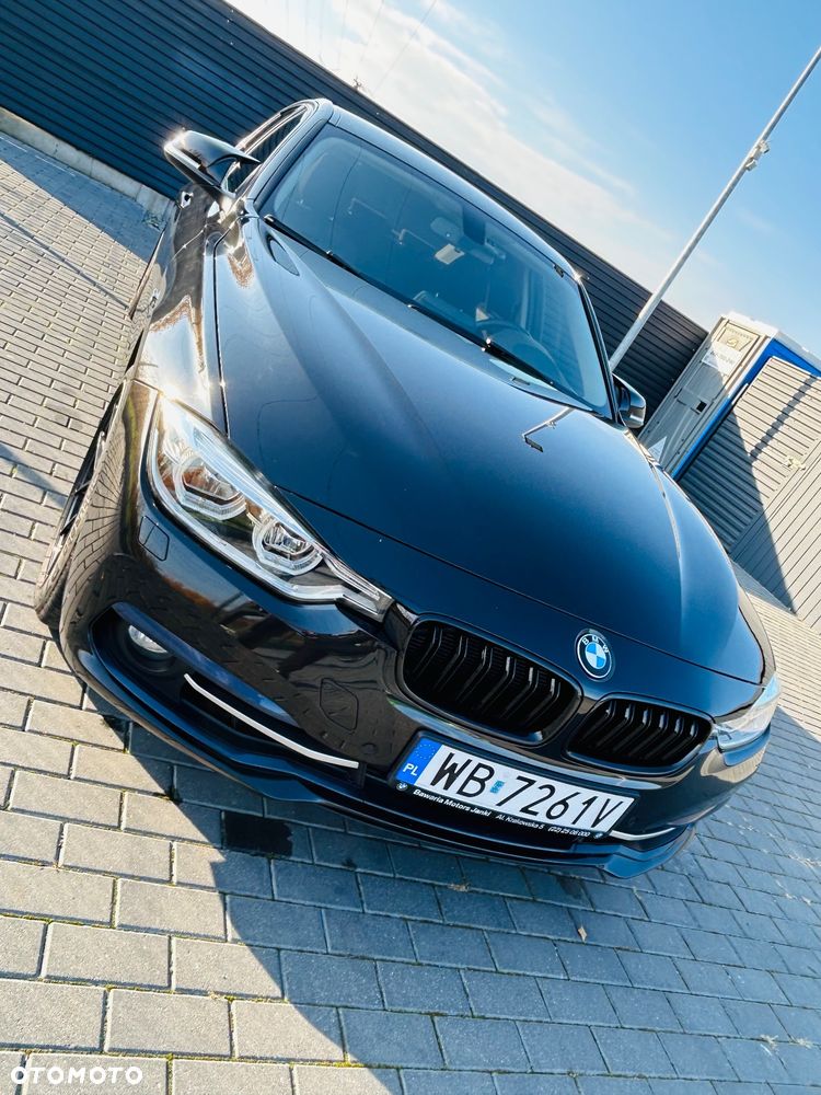 BMW Seria 3 318i Sport Line - 13