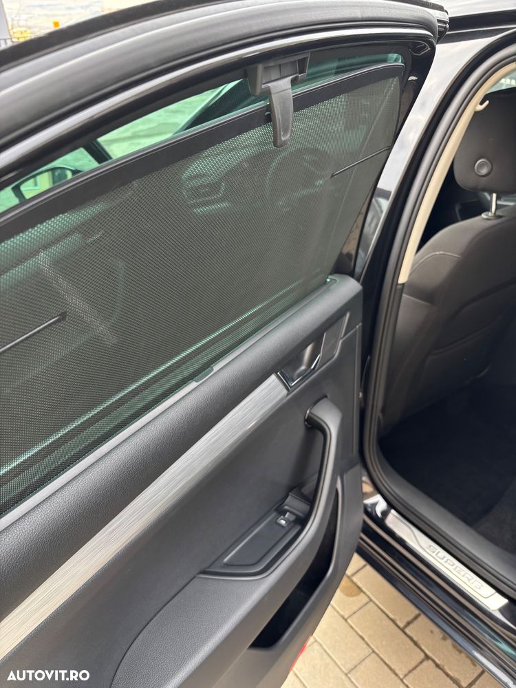 Skoda Superb 2.0 TDI DSG Ambition - 9