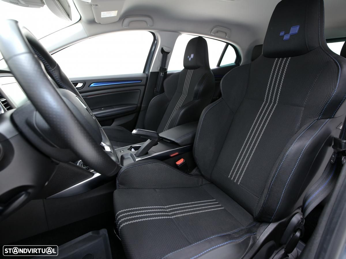 Renault Mégane 1.5 dCi GT Line EDC - 8