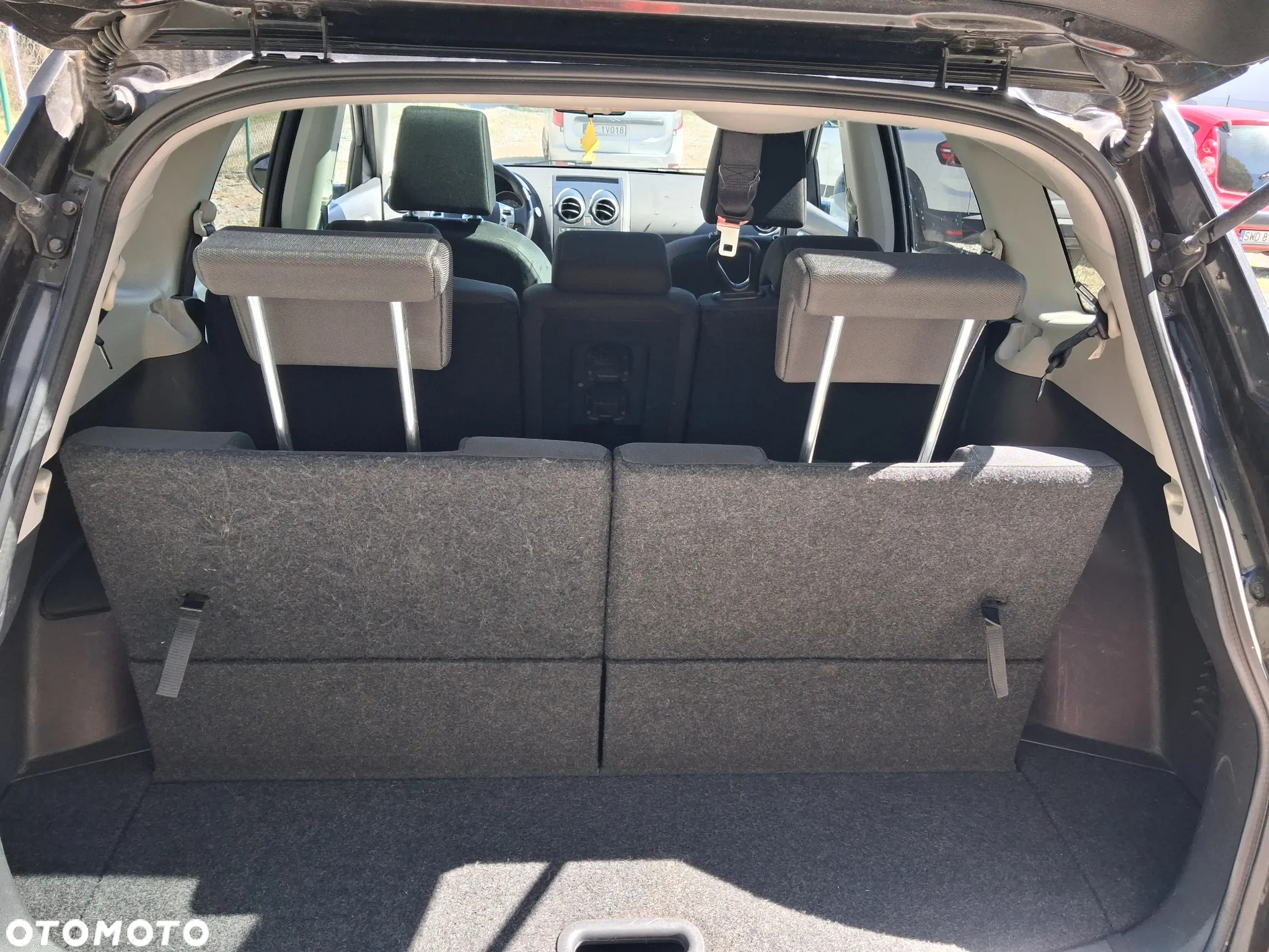 Nissan Qashqai+2 2.0 Acenta - 13