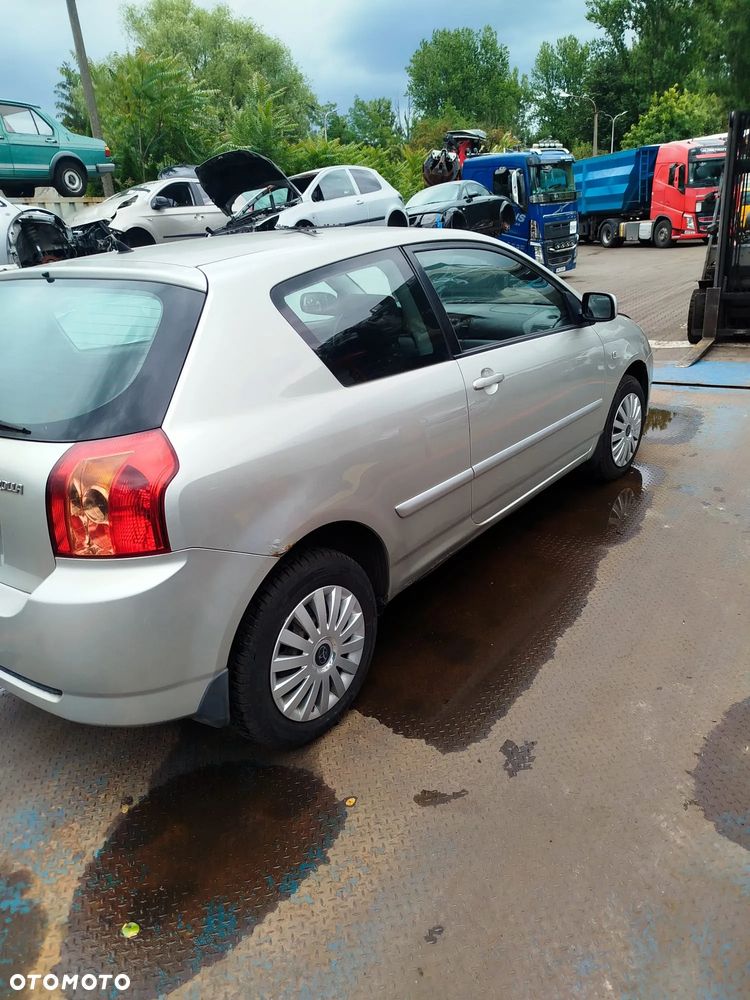 Toyota Corolla  e 12 na części. - 10
