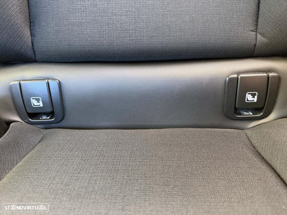 Volvo V60 2.0 T8 AWD TE Momentum Plus - 18