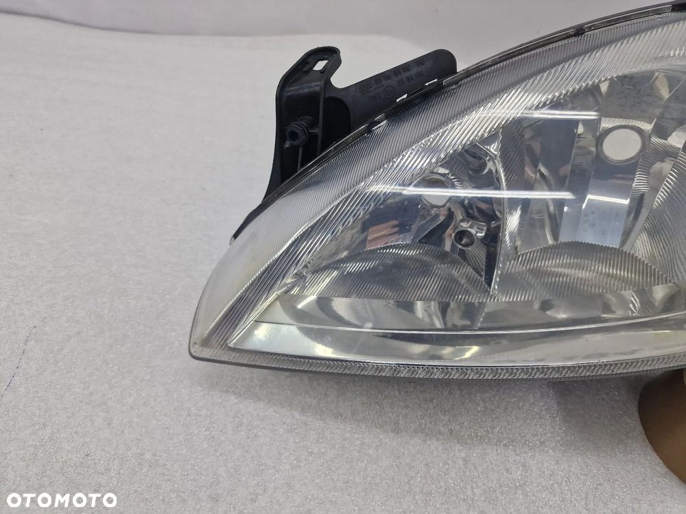 OPEL CORSA C 00-05 LEWA LAMPA PRZEDNIA PRZÓD , AUTOMOTIVE LIGHTING , NR 0301172201 , NR AUKCJI LA559 - 7