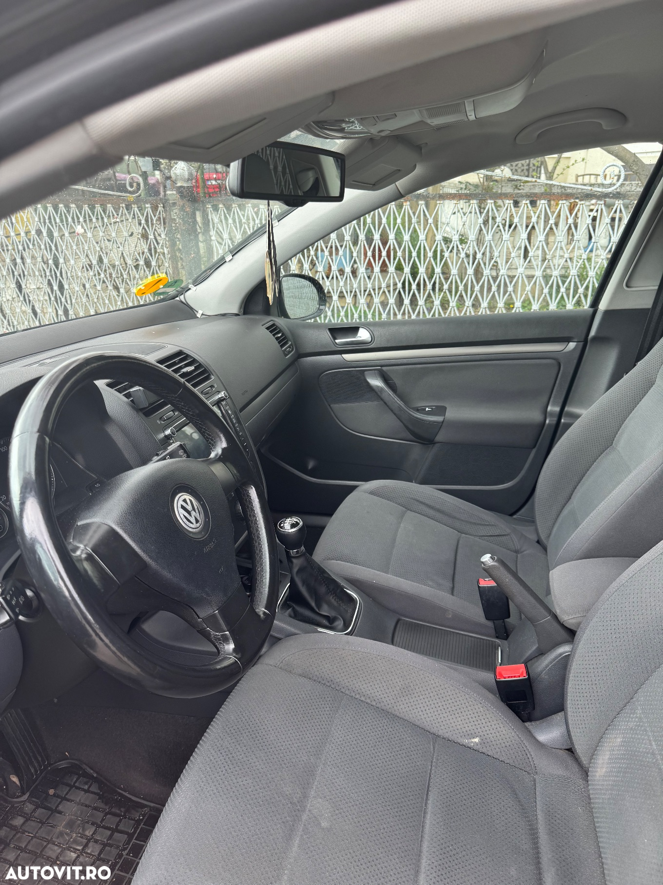 Volkswagen Golf - 8