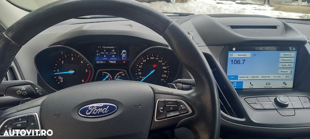 Ford Kuga 2.0 TDCi 4x4 Aut. Trend - 9