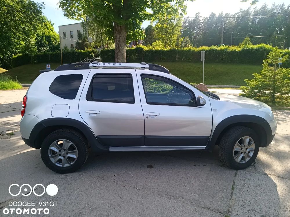 Dacia Duster 1.6 SCe Laureate 4x4 S&S - 4