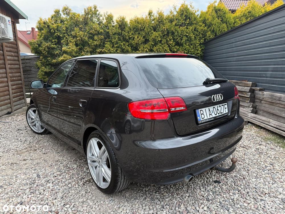 Audi A3 Sportback 1.6 TDI DPF Attraction - 6