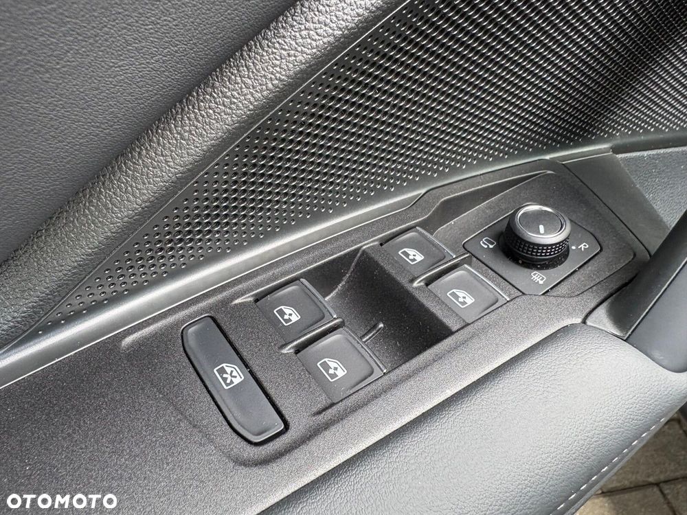 Volkswagen Tiguan - 21