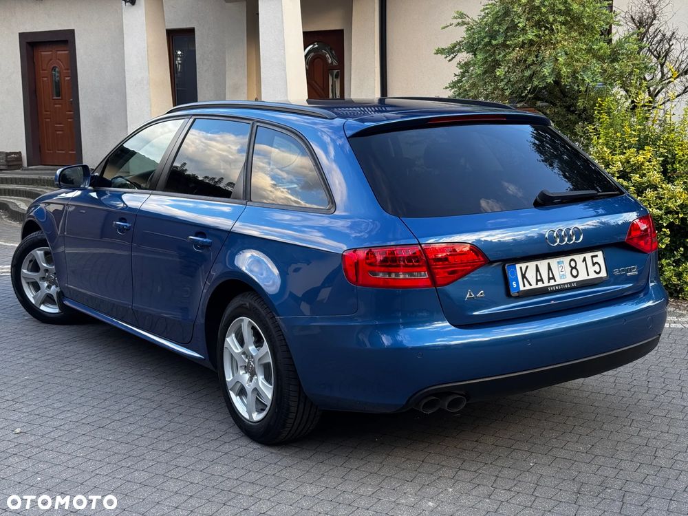 Audi A4 Avant 2.0 TDI DPF quattro Ambition - 4