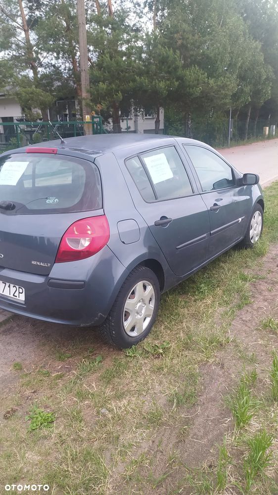 Renault Clio 1.2 16V Wind - 1