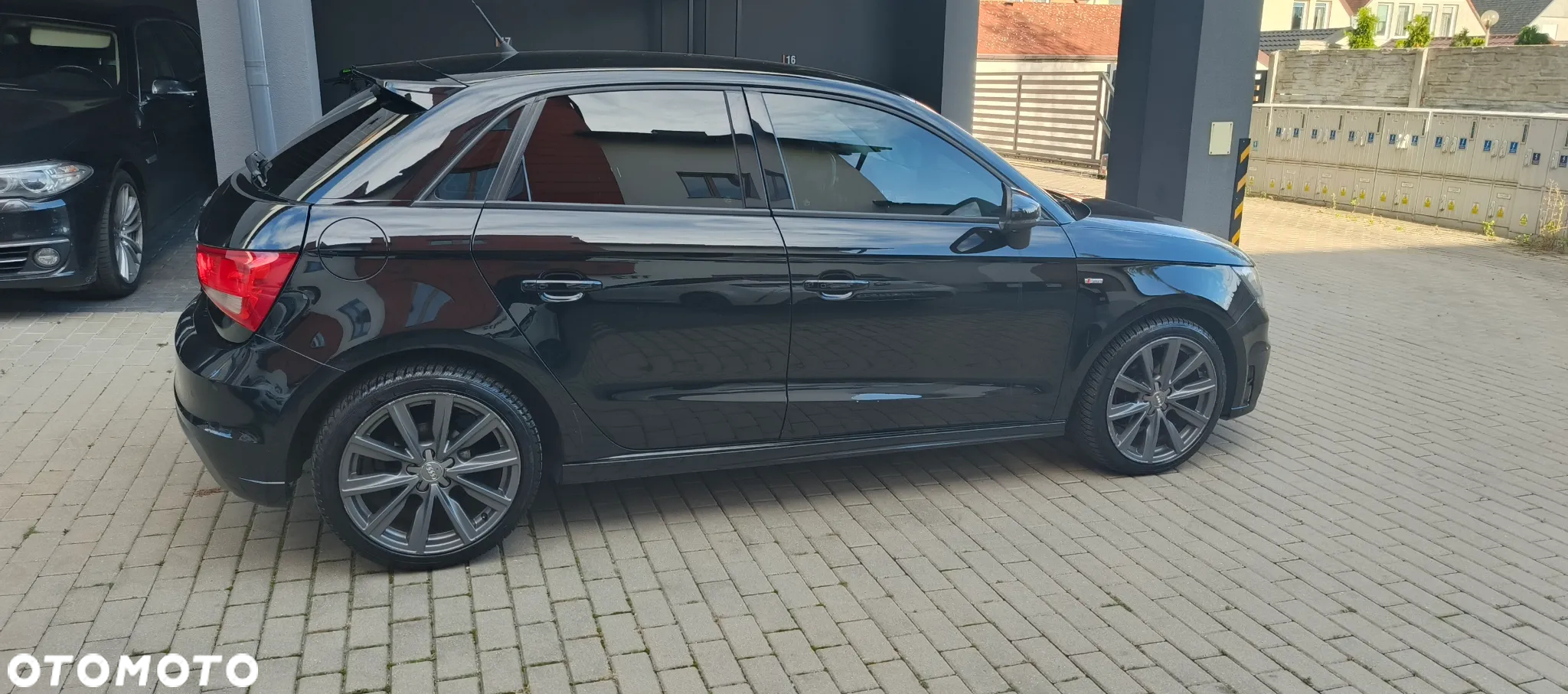 Audi A1 1.6 TDI S line edition - 16