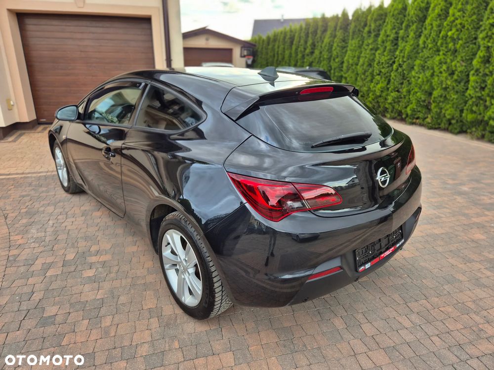 Opel Astra - 17