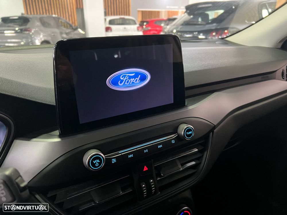 Ford Focus SW 1.0 EcoBoost Active - 17
