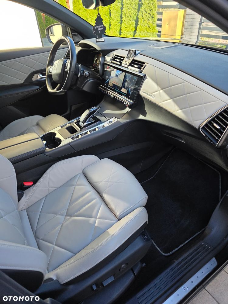 DS Automobiles DS 7 Crossback 1.6 E-Tense 4x4 Rivoli - 10