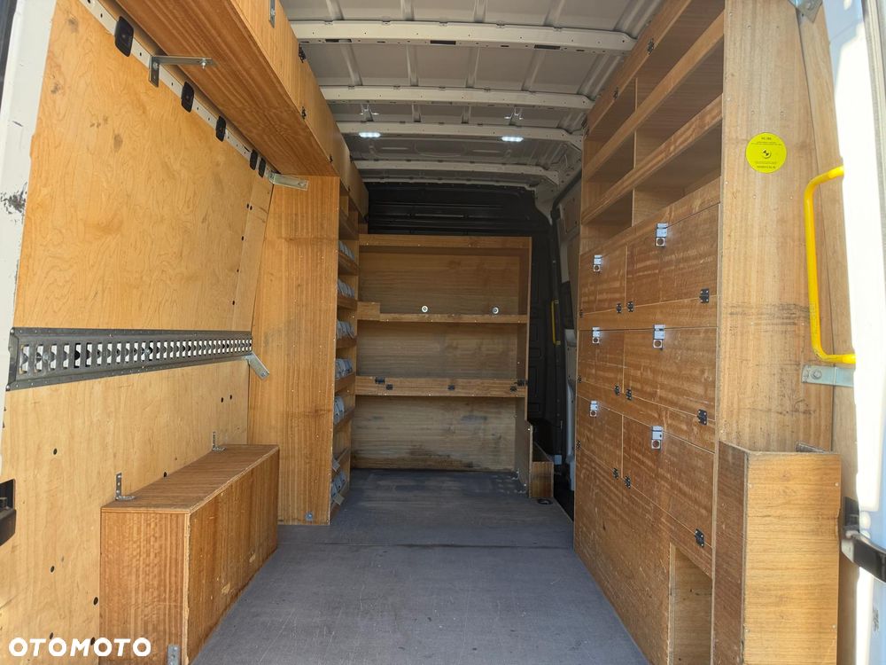 Volkswagen Crafter / L3H3 / 2.0 177KM /  AUTOMAT / NAJBOGATSZA WERSJA / TABLET / NAVI / SKÓRA / FV23% - 23