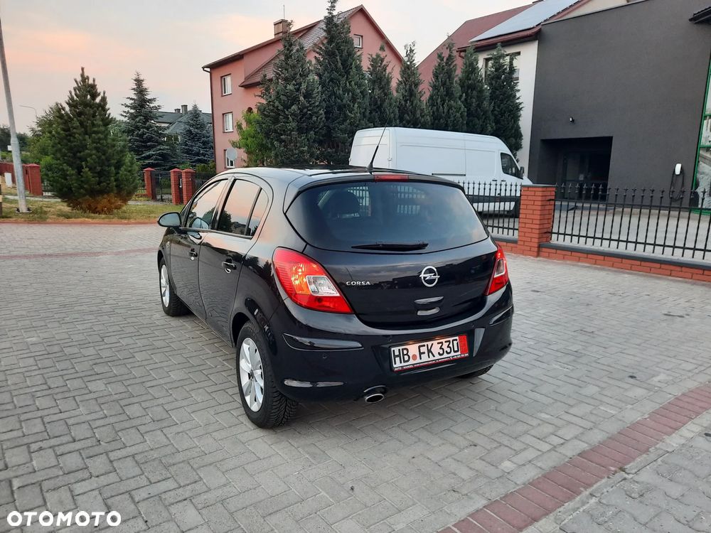 Opel Corsa 1.4 16V Energy - 13