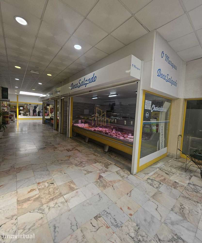 Três Lojas no Centro Comercial do Cacém | Excelente Oportunidade de... - Grande imagem: 3/11