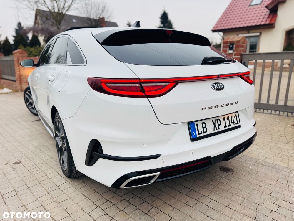 Kia ProCeed 1.5 T-GDI GT Line - 31