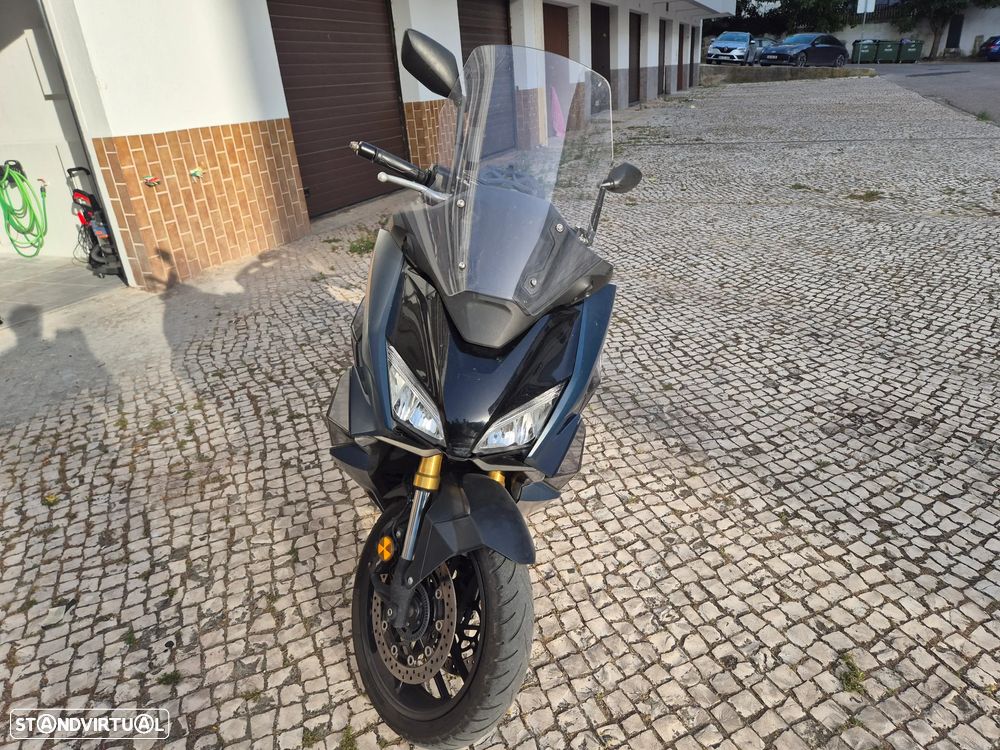 Honda Forza - 1