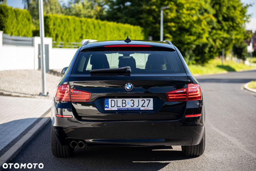 BMW Seria 5 525d - 4