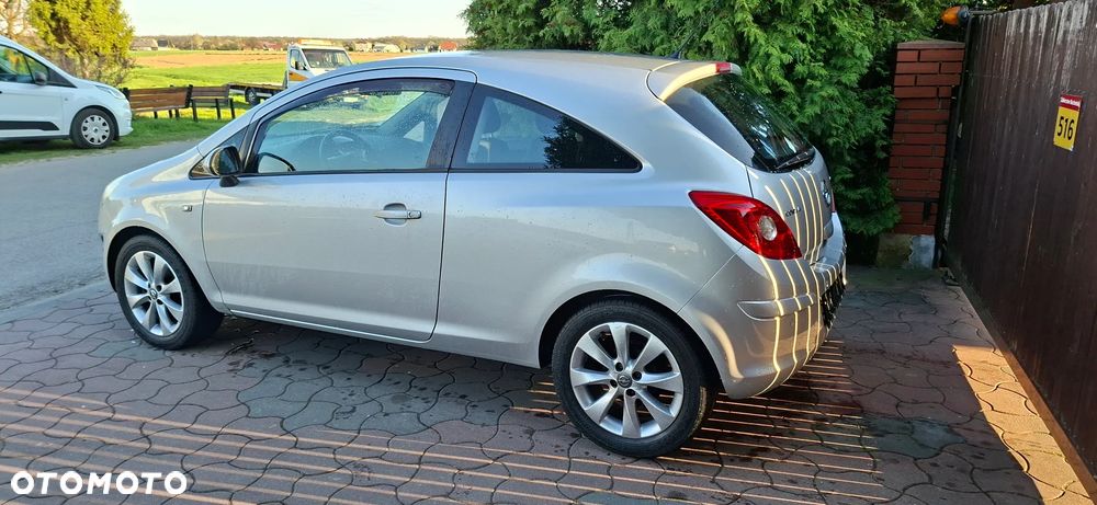Opel Corsa - 10