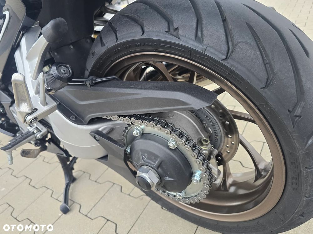Honda VFR - 14