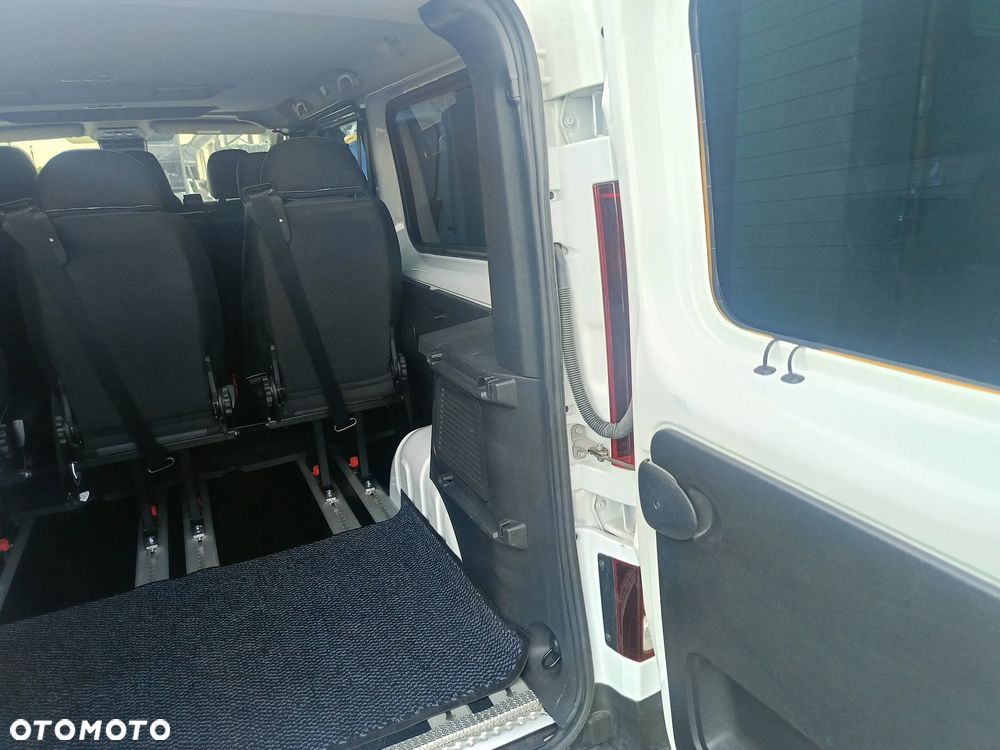 Renault Trafic - 7