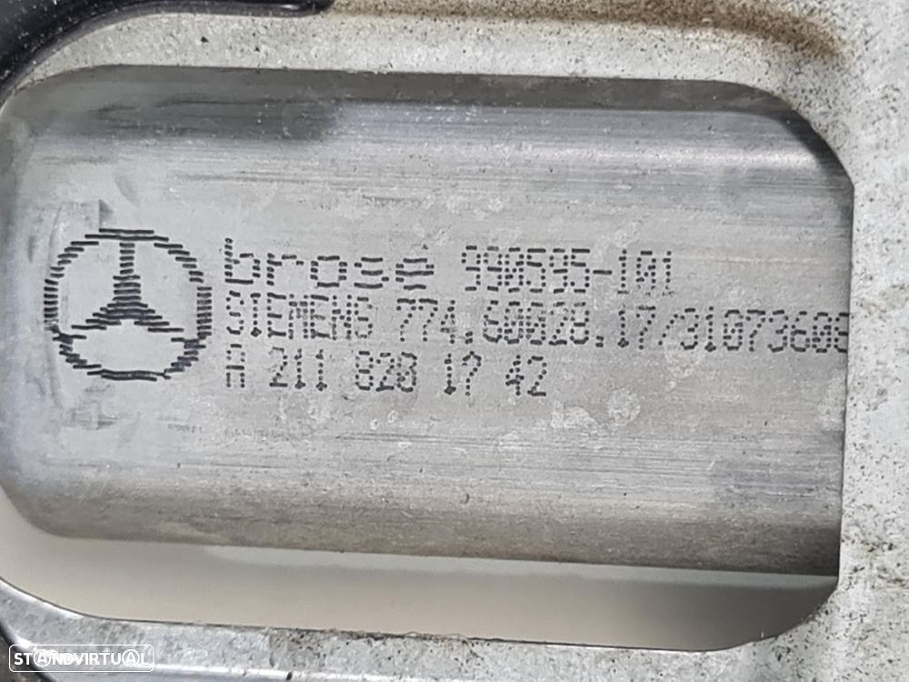 ELEVADOR DE VIDRO FRONTAL DIREITO MERCEDES-BENZ CLASSE C T-MODEL 2002 - 4