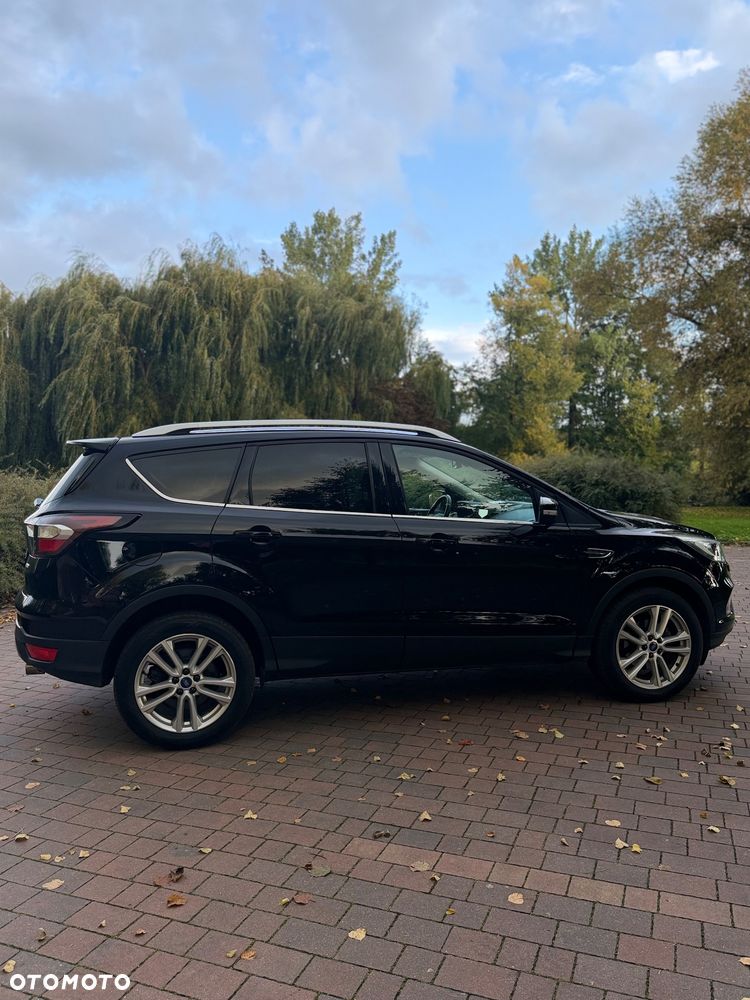 Ford Kuga - 39
