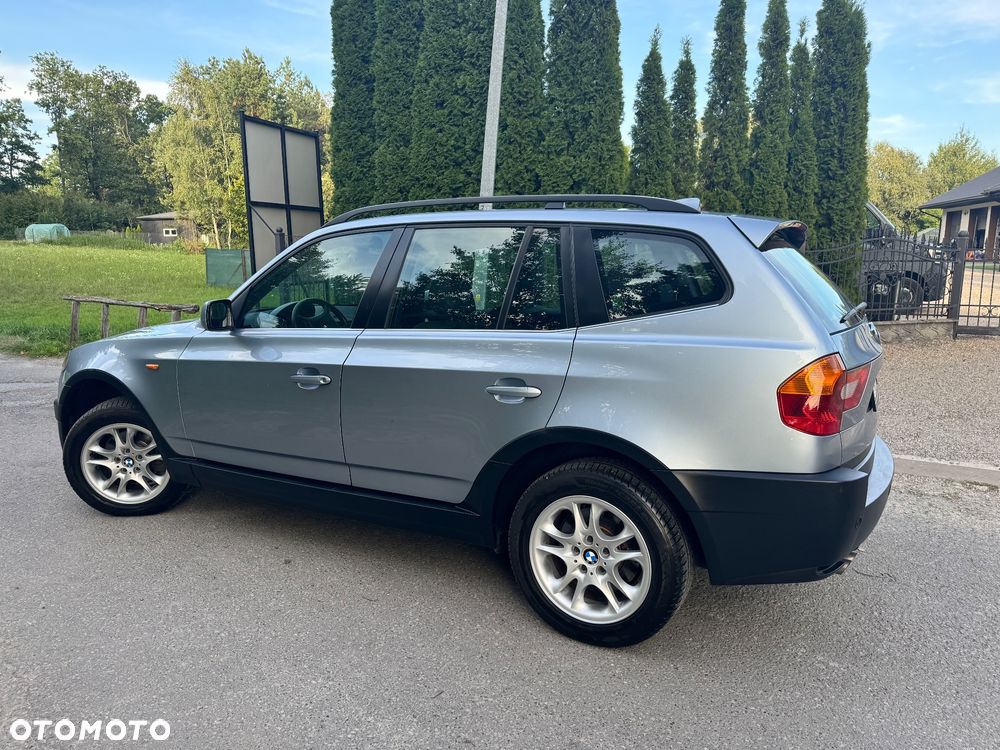 BMW X3 2.5i - 13