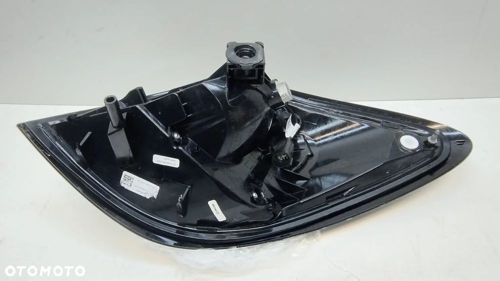 Lampa lewa tył FORF PUMA MK2 - 4