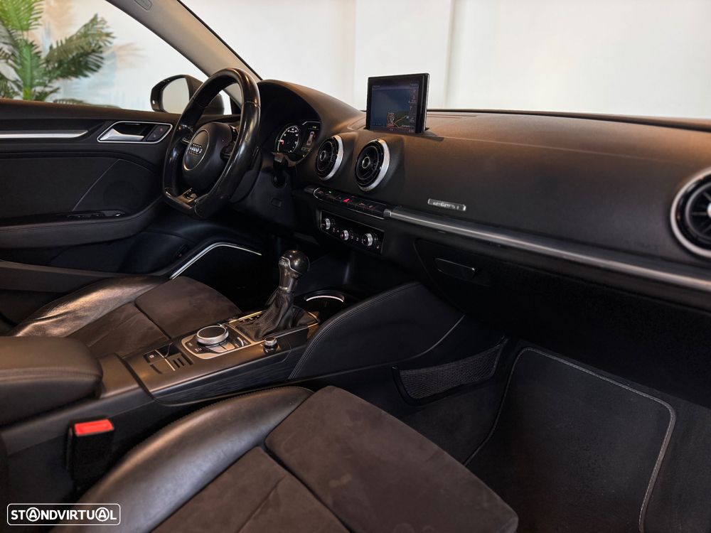 Audi A3 Sportback e-tron 1.4 TFSI S-line S tronic - 29