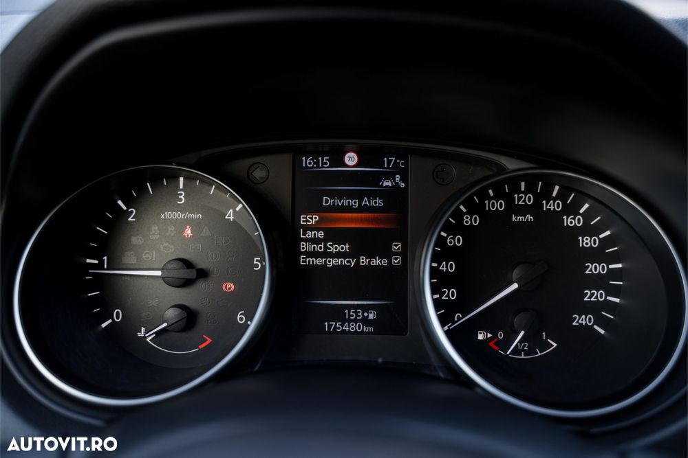 Nissan Qashqai 1.5 DCI TEKNA+ - 27