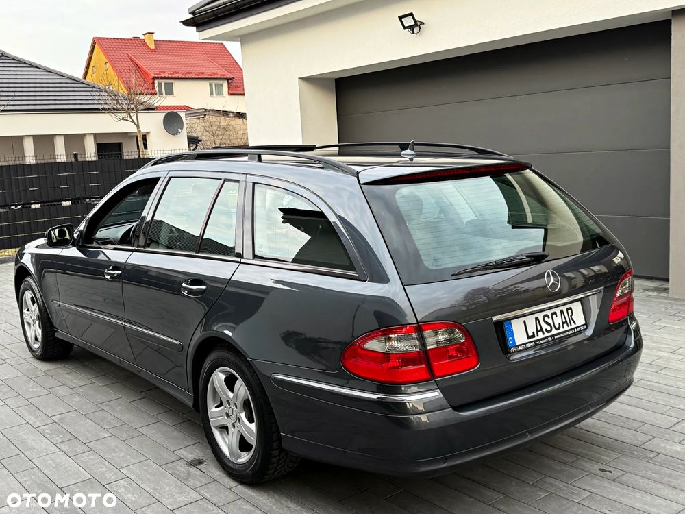 Mercedes-Benz Klasa E - 23
