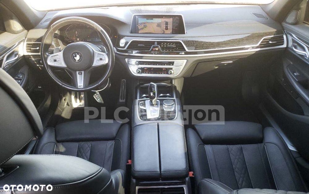 BMW Seria 7 740Li sport - 28